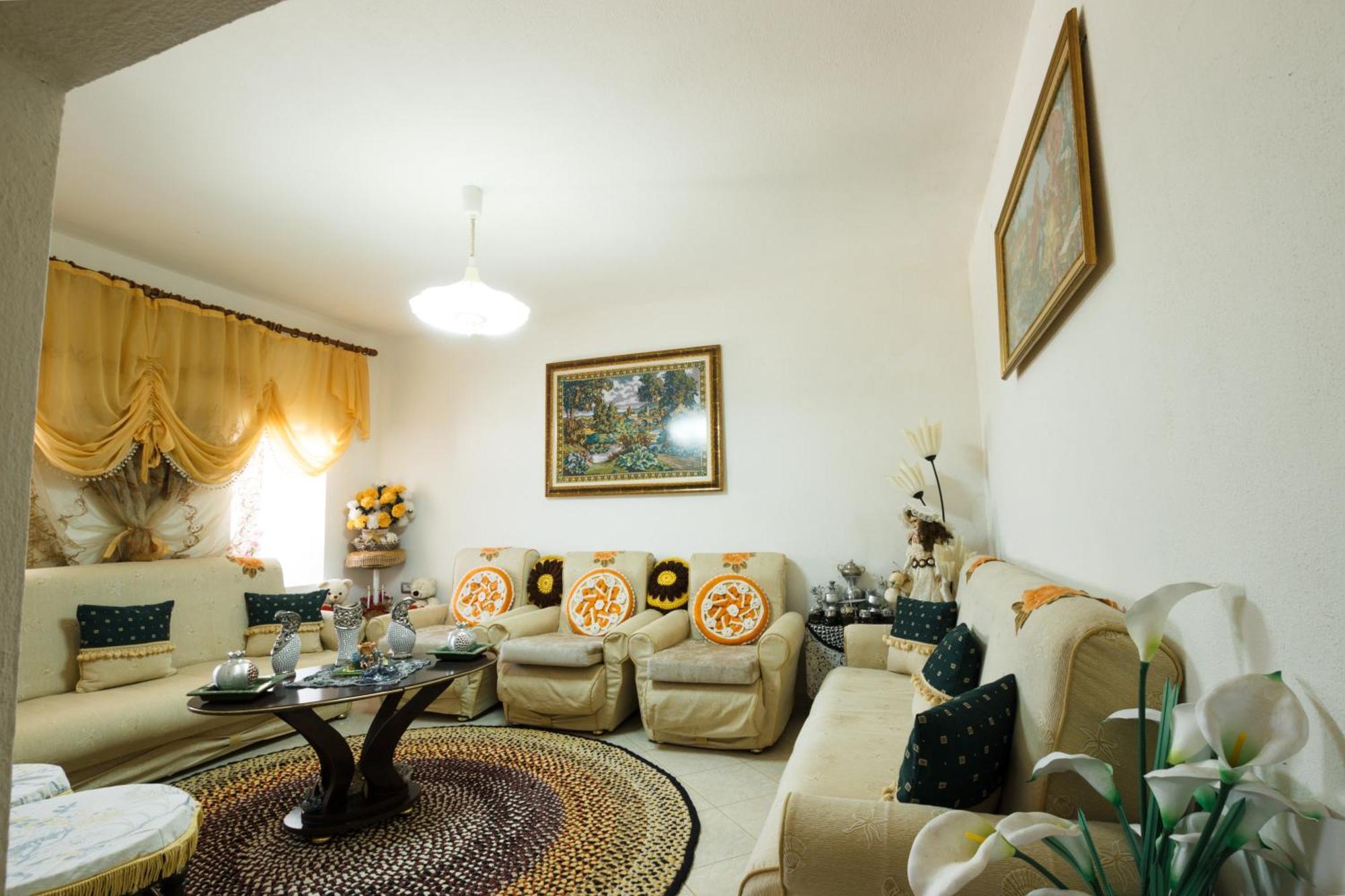 Leka Guesthouse Gjirokastër Dış mekan fotoğraf